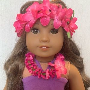American Girl GOTY 2011 Kanani Akina Doll- in Luau Outfit